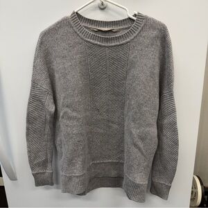 Athleta Wool Cashmere Sweater | Gray Textured Knit | Hi-Low Hem | XS